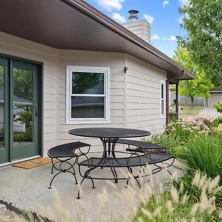 1 5 Miles To Mizzou ~ Spacious & Updated Home~ Колумбія Екстер'єр фото